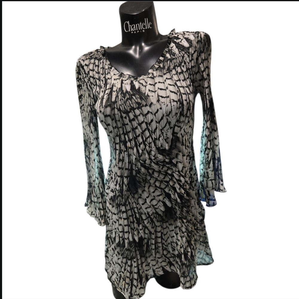 Monochrome Feather Pattern Dress